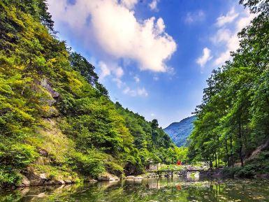 神丽峡