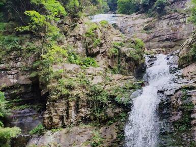 雷公山响水岩风景区